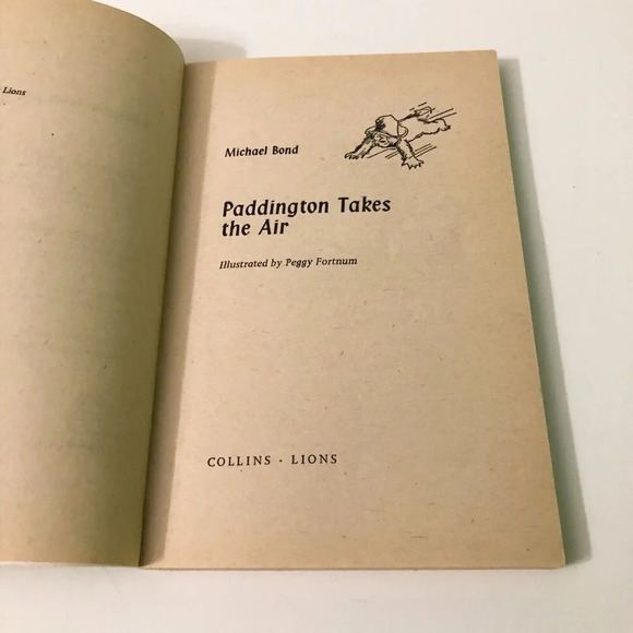 Vtg 1974 Paddington Bear  Takes The Air Armada Lion Book Paperback Michael Bond - Picture 9 of 16